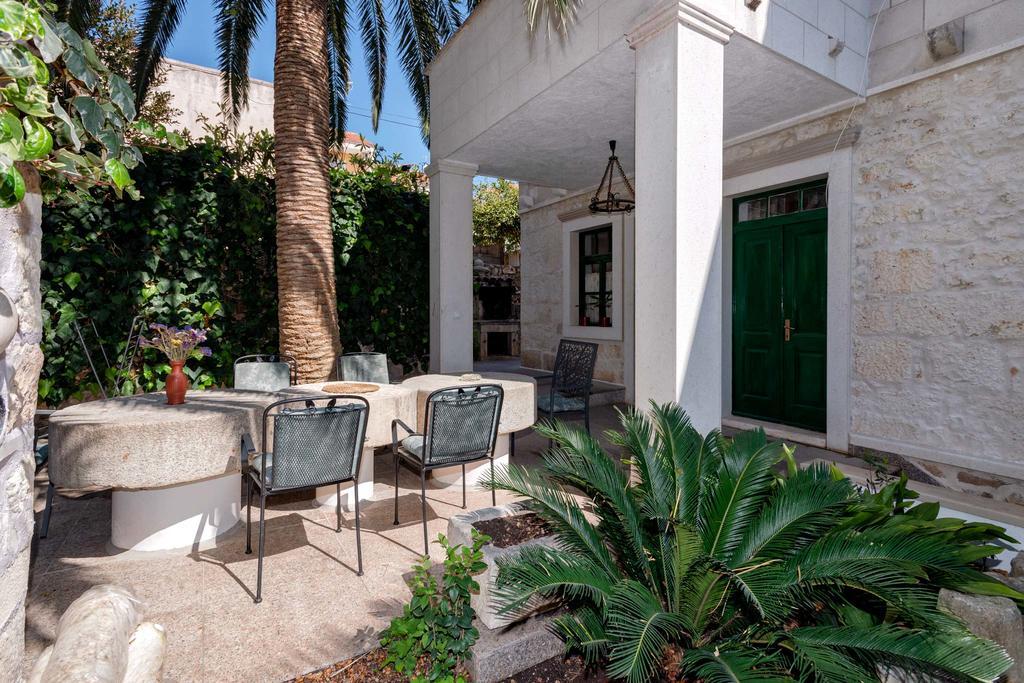 Apartments Villa Domus Marini Hvar Town Exterior foto